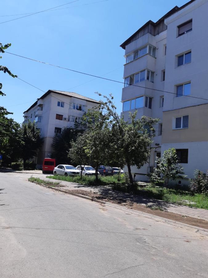 Maxx Lake Apart Bacău Exterior foto